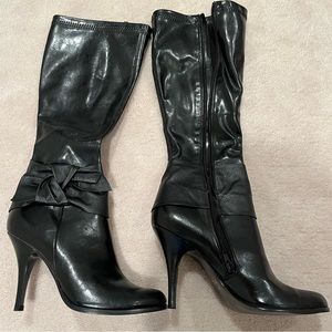 Steve Madden Faux Leather Boot Size 7.5